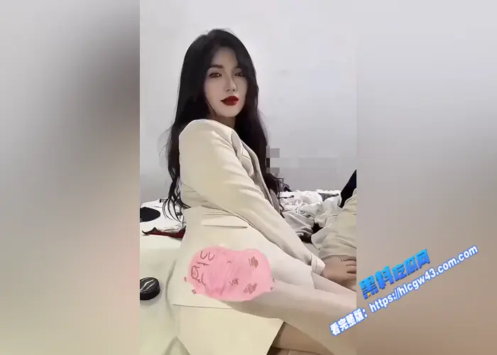 抖音快手网红 阿意 中俄混血巨乳美女 定制福利视频流出 黑丝高跟极致诱惑6 抖音快手网红 阿意 中俄混血巨乳美女 定制福利视频流出 黑丝高跟极致诱惑6