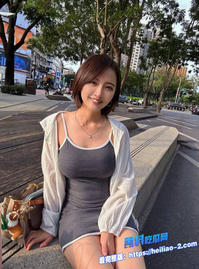 PMV新作母子乱伦系列流出 图1 PMV新作母子乱伦系列流出 图1