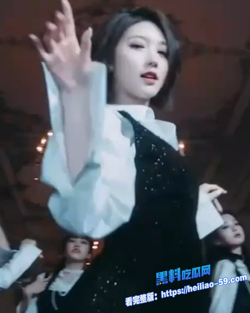 抖音风SlutyPMV寸止挑战混剪红框节奏炸裂女神口交榨精颜射 3 抖音风SlutyPMV寸止挑战混剪红框节奏炸裂女神口交榨精颜射 3