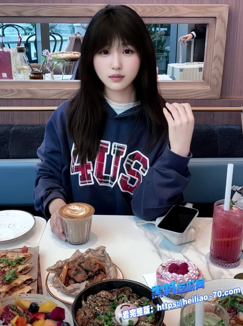 顶级女神Starluck黑丝跪舔太骚了巨乳贴窗后入狂干上位猛摇看着就想吃3
