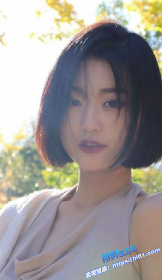 网上约的拍私照的客户 还是个会跳舞的妹子 到酒店拍照 拍着拍着就直接操上了图2