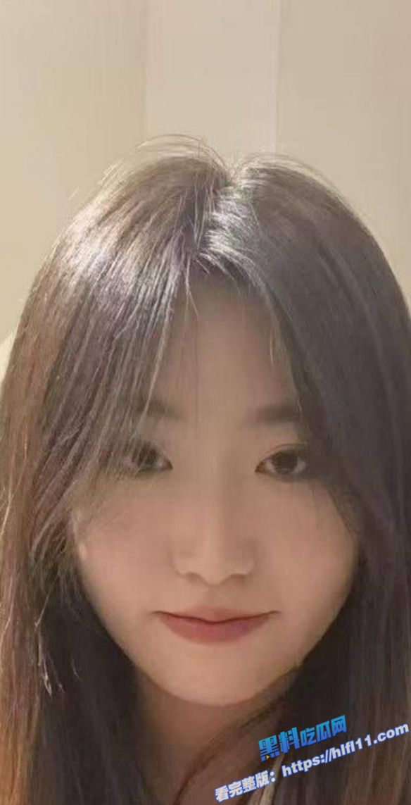 江苏 张馨茹 男友出差在家裸聊炮友 不雅视频被男友曝光 超大奶子给炮友乳交！2
