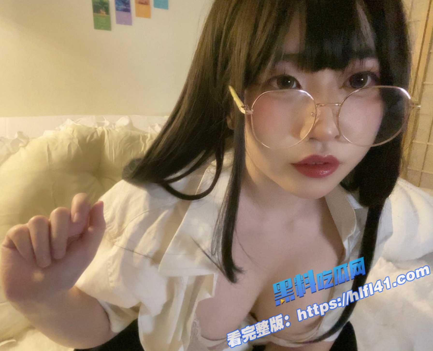 17推特日本樱花妹 BunnieRennie 高价自拍视频泄密 顶级巨乳 自慰爆插无毛小骚穴