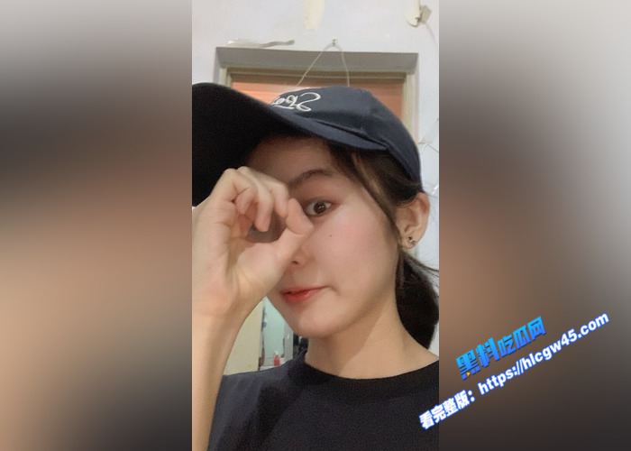 顶级大专妹 背着男友出轨金主 被绿帽男友怒其曝光性爱视频 被金主调教 各种姿势无套内射3