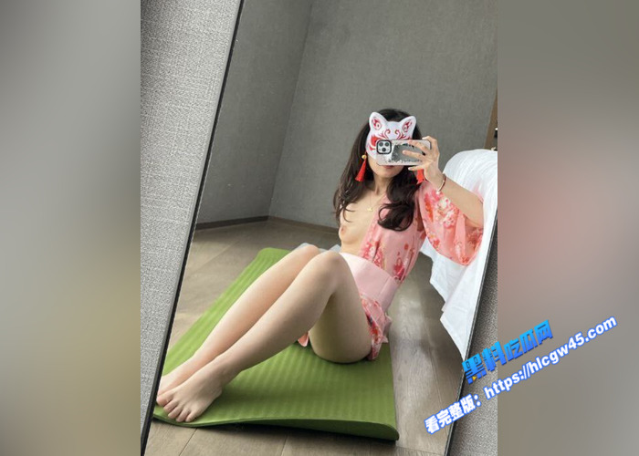 顶级大专妹 背着男友出轨金主 被绿帽男友怒其曝光性爱视频 被金主调教 各种姿势无套内射20