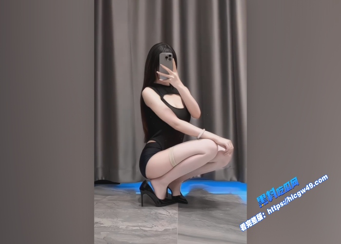 抖音魅魔纹擦边女神PAL定制福利私拍道具蹂躏蜜穴尽显淫骚本性 图11WH700x500px 抖音魅魔纹擦边女神PAL定制福利私拍道具蹂躏蜜穴尽显淫骚本性 图11WH700x500px