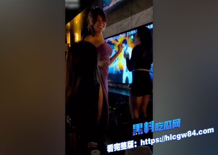 上海顶级富人圈名媛盛宴会所嗨玩后富哥带酒店啪啪肆意玩弄都是富二代的性玩具罢了图 4 上海顶级富人圈名媛盛宴会所嗨玩后富哥带酒店啪啪肆意玩弄都是富二代的性玩具罢了图 4