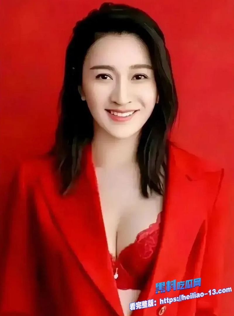 AI明星换脸黑科技炸裂李小冉变身黑丝女秘书 8