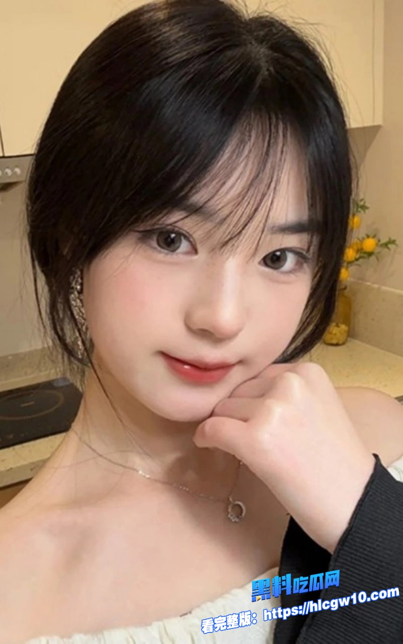 台湾女大学生林丽华帮男友口爆和做爱视频流出1 台湾女大学生林丽华帮男友口爆和做爱视频流出1