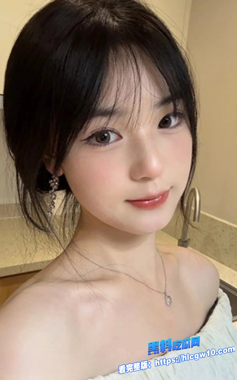 台湾女大学生林丽华帮男友口爆和做爱视频流出2 台湾女大学生林丽华帮男友口爆和做爱视频流出2