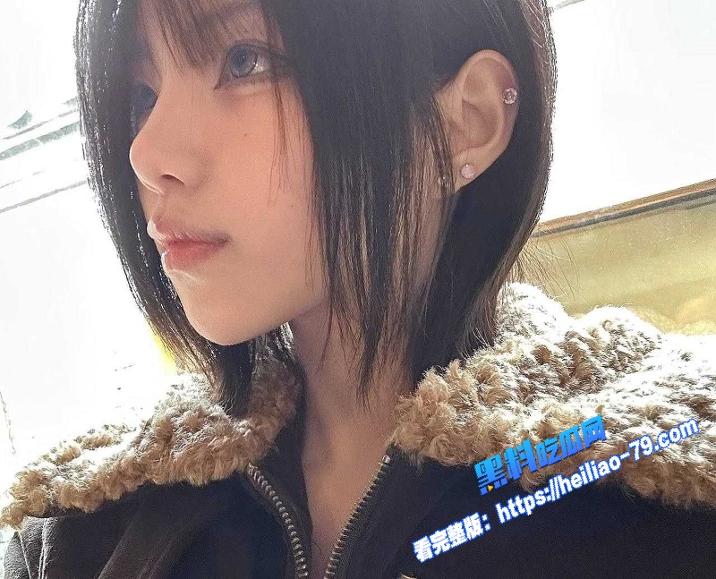 辽宁工业大学艺术女神 林子雯 高冷脸下竟是榨精小母狗 私拍跪趴翘臀疯狂扭腰要精图8 辽宁工业大学艺术女神 林子雯 高冷脸下竟是榨精小母狗 私拍跪趴翘臀疯狂扭腰要精图8