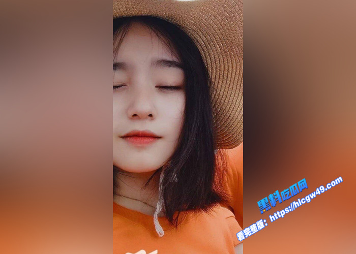 瓜友投稿！同学聚会拿下微醺极品校花女同学 看着校花熟睡的小脸 忍不住把鸡儿塞进去 射她嘴里1