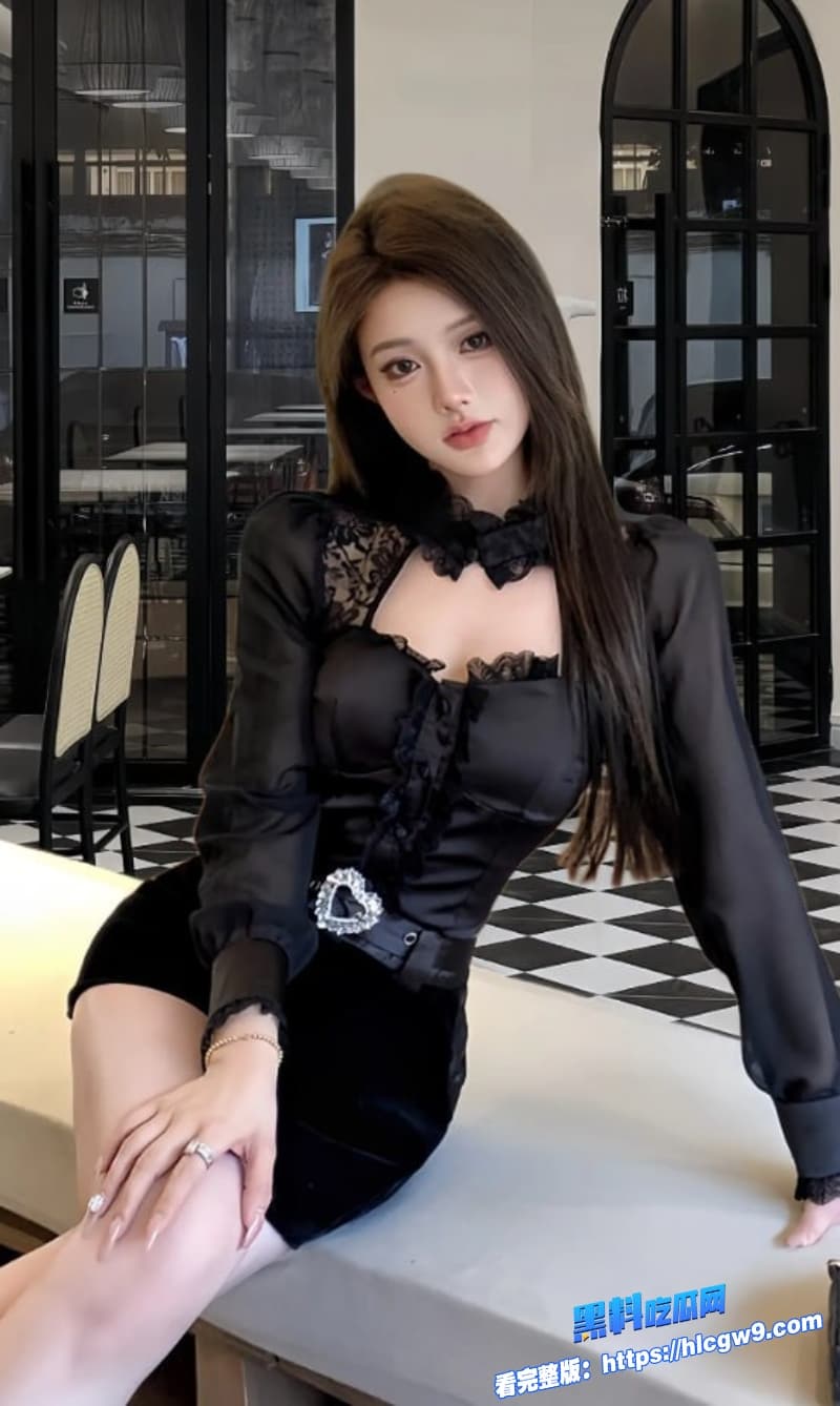 极品美女约炮视频曝光被大屌后入爆操到娇喘不断最后直接射一奶子精液 9 极品美女约炮视频曝光被大屌后入爆操到娇喘不断最后直接射一奶子精液 9