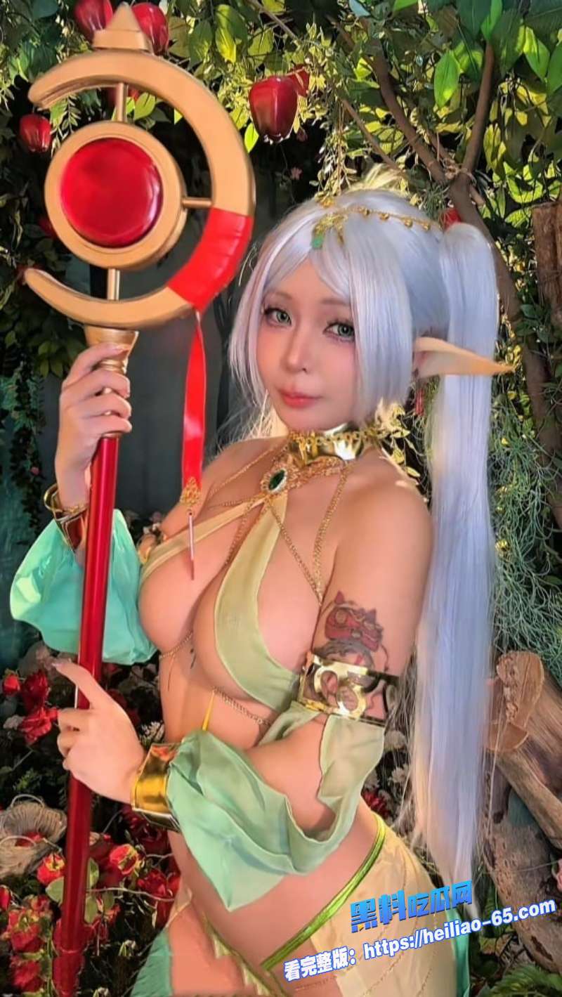 日本福利姬UmekoJ大慈树神芙莉莲cos火爆擦边一头银发巨乳福利姬搔首弄姿太会撩10 日本福利姬UmekoJ大慈树神芙莉莲cos火爆擦边一头银发巨乳福利姬搔首弄姿太会撩10