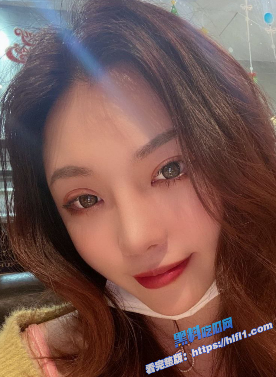 瓜友投稿 上海的美骚货同事沈君妍口活太好了 做的时候不断催我插深点4