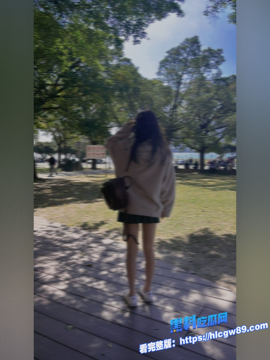 清纯学生妹化身淫荡母狗 4
