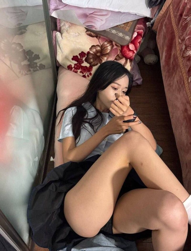 漂亮的姑娘只能自慰实在是暴殄天物2