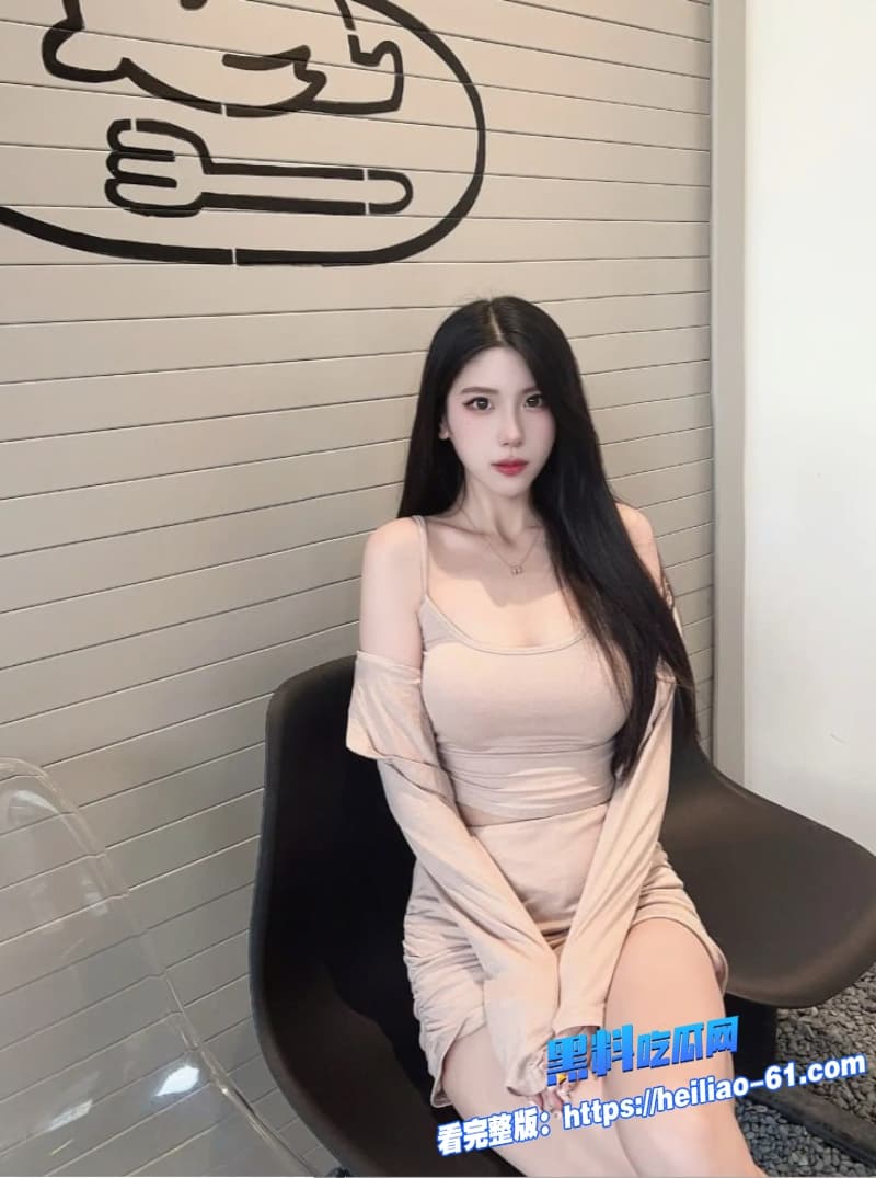顶尖高颜值巨乳少女直播视频流出全程露脸疯狂与男友做爱性瘾小母狗彻底放飞4