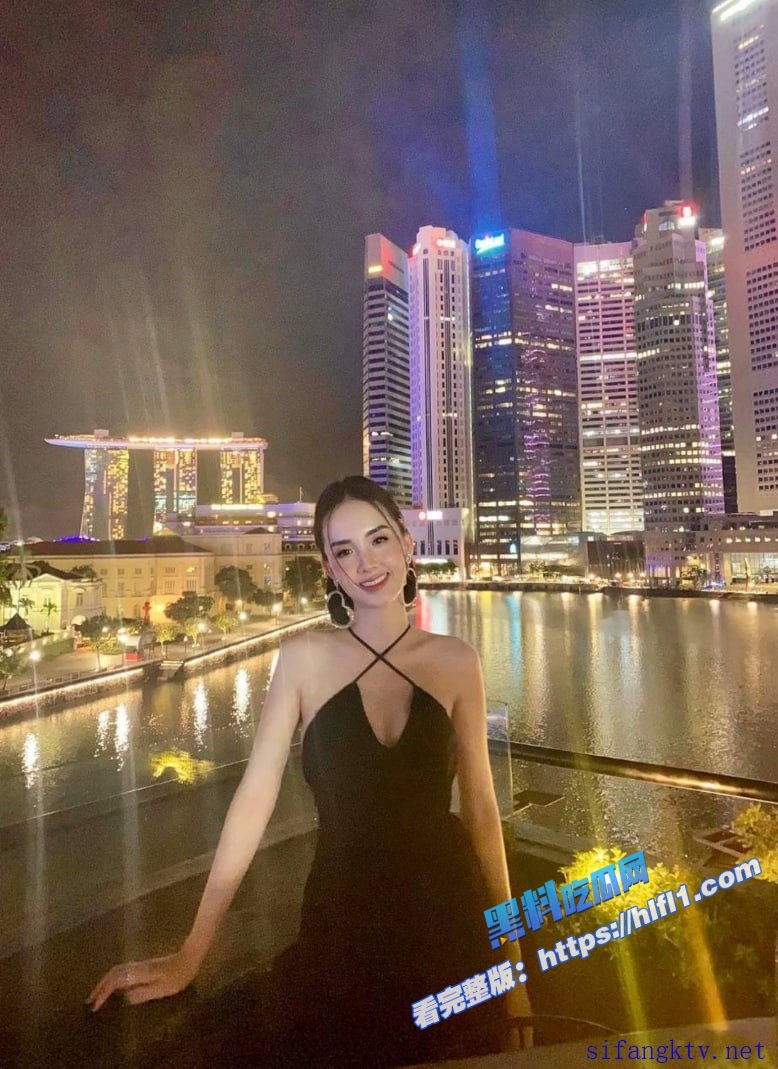 监控摄像头破解！破解高档小区公寓摄像头 偷拍气质单身女白领的日常私密生活！1