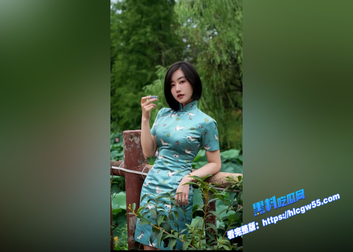 抖音女主播 看心情 掌握流量密码 在直播间换衣服露美乳 看的观众们鸡儿全立起来了5