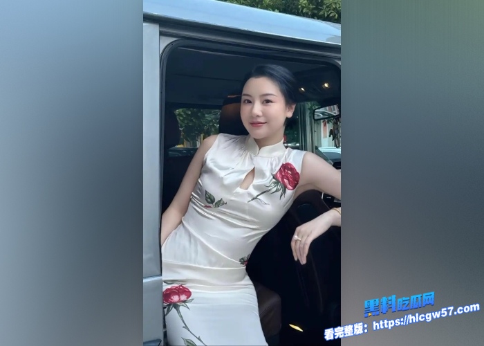 贵气御姐少妇身材真丝镂空睡衣骚气逼人 寂寞难耐与情人在家磕炮性爱视频流出 无套内射高潮迭起  3