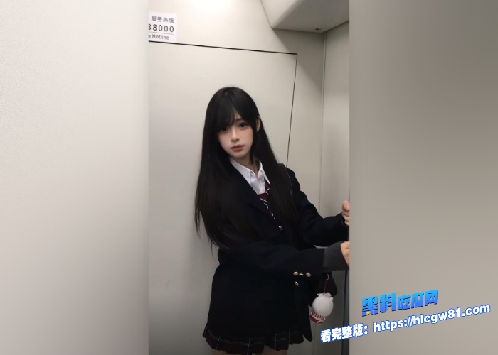 艺考行业从业者大黄鹅dahuangezzz专挑女大学生约啪万元福利流出个个穿JK萝莉少女白虎嫩穴三合一合集版 图3