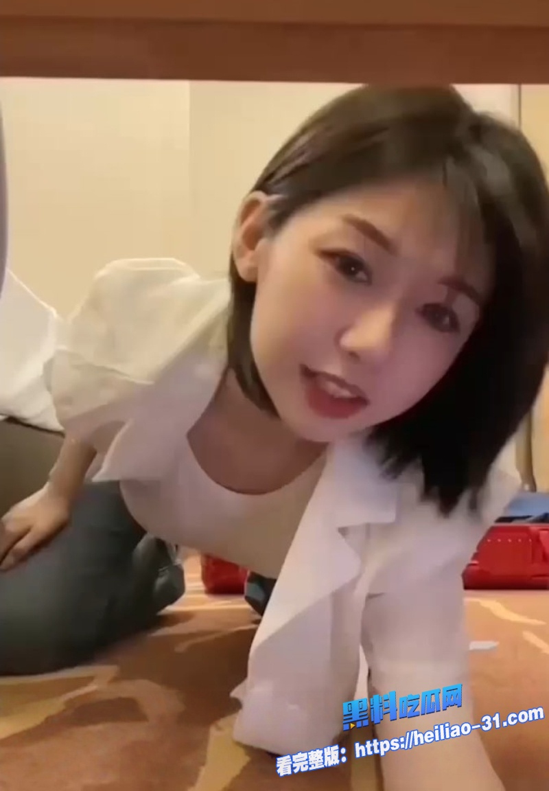 抖音风网红程女士寸止PMV重磅来袭细狗们跪好让她折磨你的大鸡巴3 抖音风网红程女士寸止PMV重磅来袭细狗们跪好让她折磨你的大鸡巴3