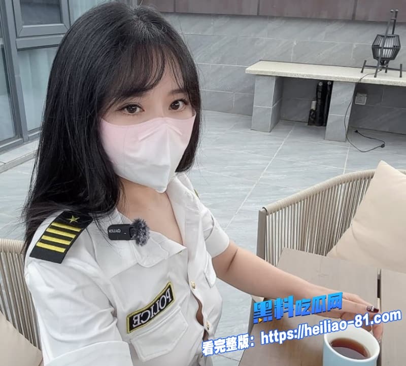 反差福利姬樱空桃桃自怕视频流出足交巨屌后白虎穴被抽插到白浆直流12