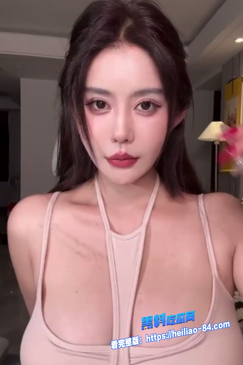 百万网红 依阳baby 视频意外流出 床上骚姿势一个接一个的玩 反差感巨大!5 百万网红 依阳baby 视频意外流出 床上骚姿势一个接一个的玩 反差感巨大!5