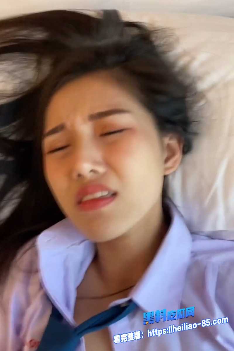 OnlyFans反差网红 ndream 福利视频流出 全程露脸深喉巨屌后主动骑乘狂摇到高潮!8 OnlyFans反差网红 ndream 福利视频流出 全程露脸深喉巨屌后主动骑乘狂摇到高潮!8