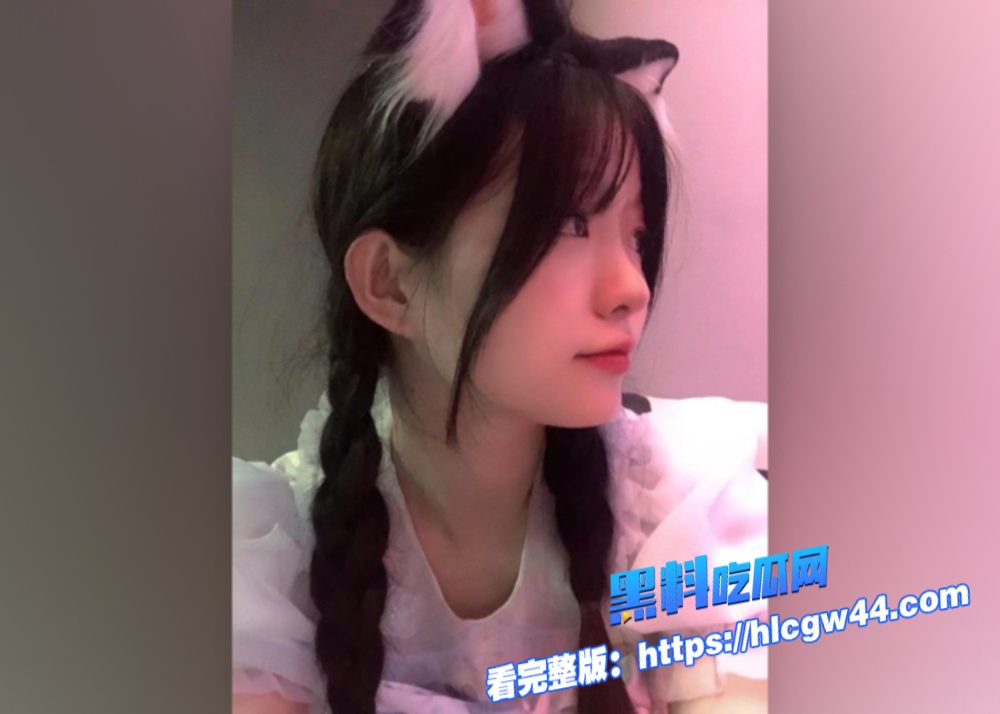 高颜值反差大学生各种自拍发给男友结果被男友曝光了表面清纯可爱实则别调教成母狗了 15 高颜值反差大学生各种自拍发给男友结果被男友曝光了表面清纯可爱实则别调教成母狗了 15