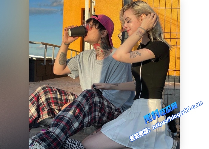 超甜美萝莉pinkloving桌底偷情闺蜜男友当着闺蜜面口吞闺蜜男友大屌被无情大屌暴力抽插老外真会玩啊 图3 超甜美萝莉pinkloving桌底偷情闺蜜男友当着闺蜜面口吞闺蜜男友大屌被无情大屌暴力抽插老外真会玩啊 图3