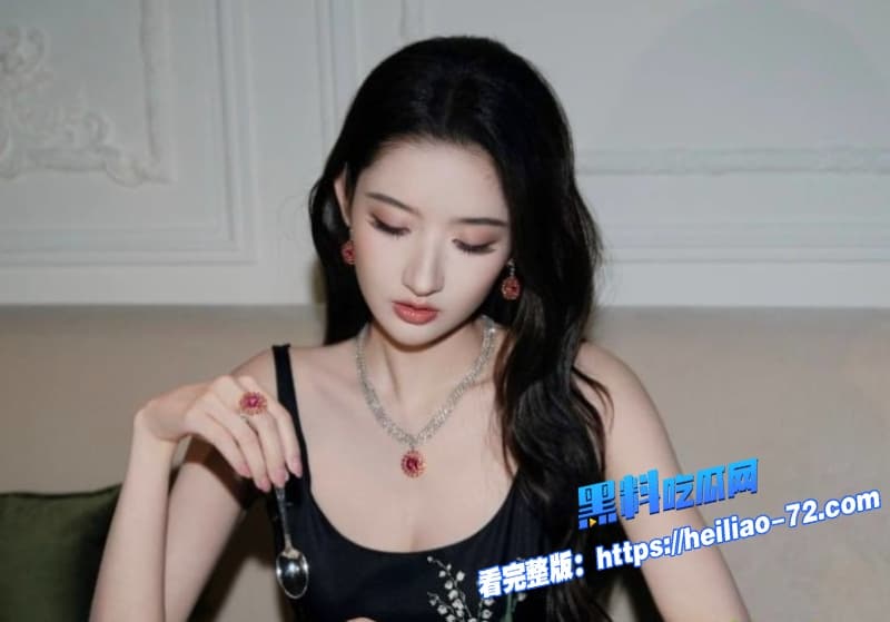 顶流明星黄景瑜王玉雯酒店偷情视频被狗仔锤爆俊男靓女一夜激战全网看傻眼3 顶流明星黄景瑜王玉雯酒店偷情视频被狗仔锤爆俊男靓女一夜激战全网看傻眼3