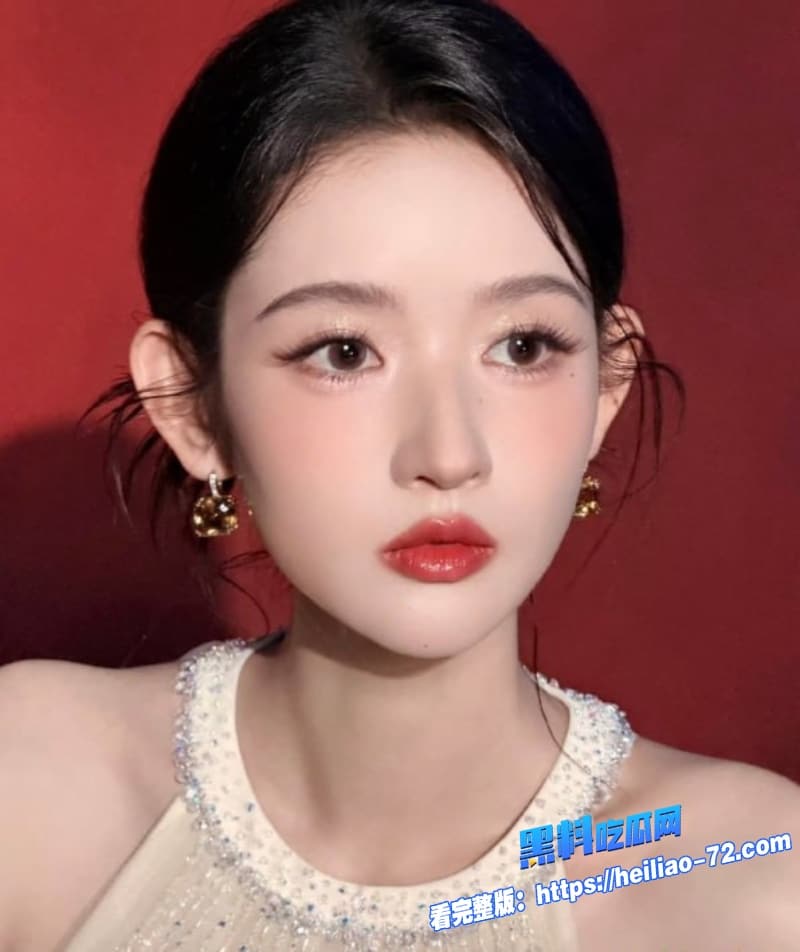 顶流明星黄景瑜王玉雯酒店偷情视频被狗仔锤爆俊男靓女一夜激战全网看傻眼4 顶流明星黄景瑜王玉雯酒店偷情视频被狗仔锤爆俊男靓女一夜激战全网看傻眼4