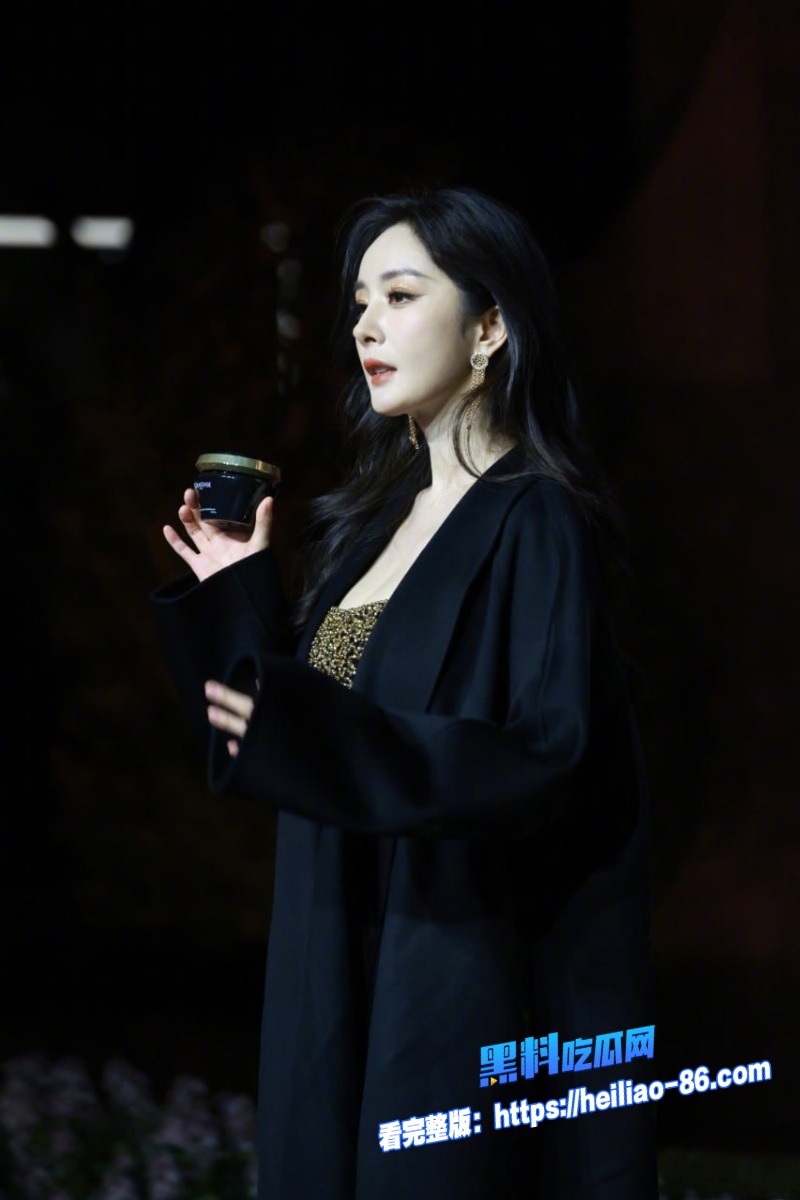 AI魔改电影《酱园弄·悬案》女明星杨幂和赵丽颖全程一键脱衣 巨乳白虎被猛男狂干高潮喷水!10 AI魔改电影《酱园弄·悬案》女明星杨幂和赵丽颖全程一键脱衣 巨乳白虎被猛男狂干高潮喷水!10