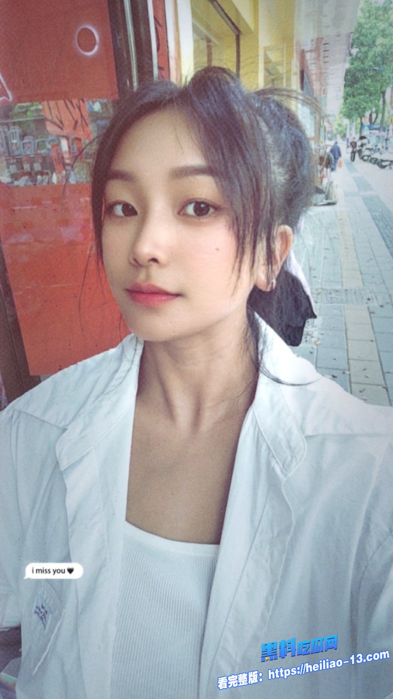 柳州师范学院杨瑶影竟然被男友PUA同意3P 5