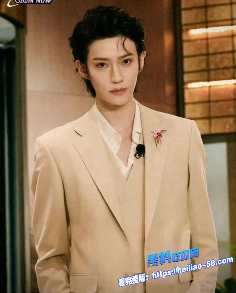 短剧男星李沛洋出轨同组女演员六金叶鑫鑫女友怒甩酒店开房记录视频3 短剧男星李沛洋出轨同组女演员六金叶鑫鑫女友怒甩酒店开房记录视频3