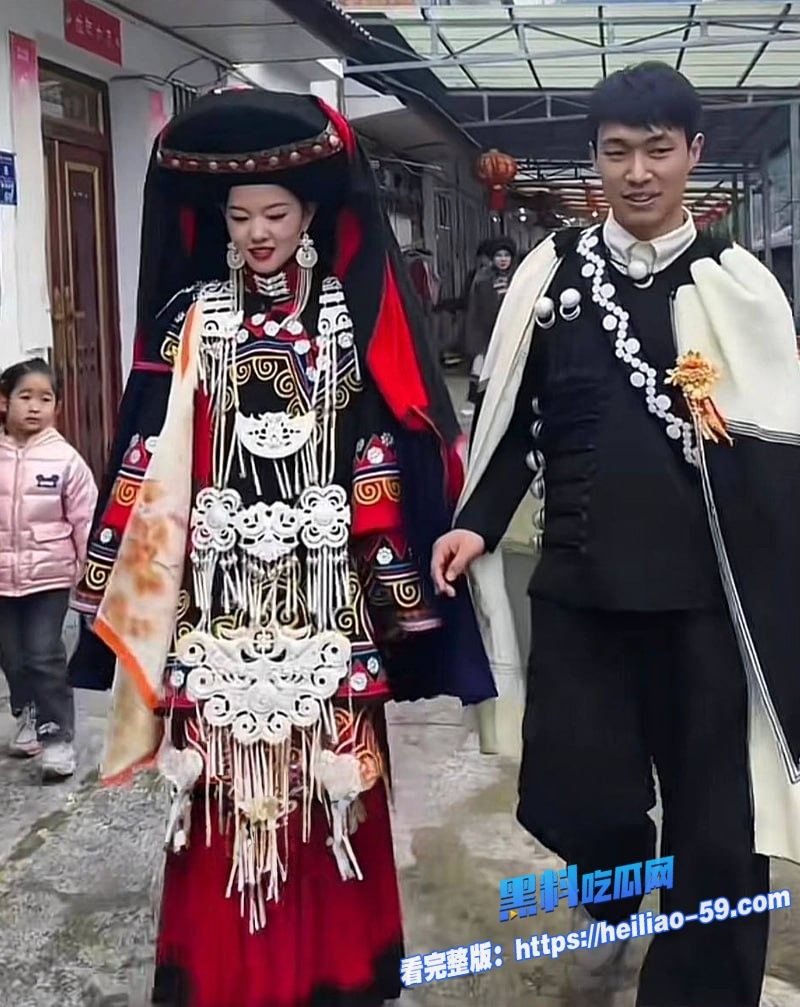 彝族网红情侣HGG火哥哥和小晴婚后不到一个月老婆卷走200万拆迁款跑路5 彝族网红情侣HGG火哥哥和小晴婚后不到一个月老婆卷走200万拆迁款跑路5