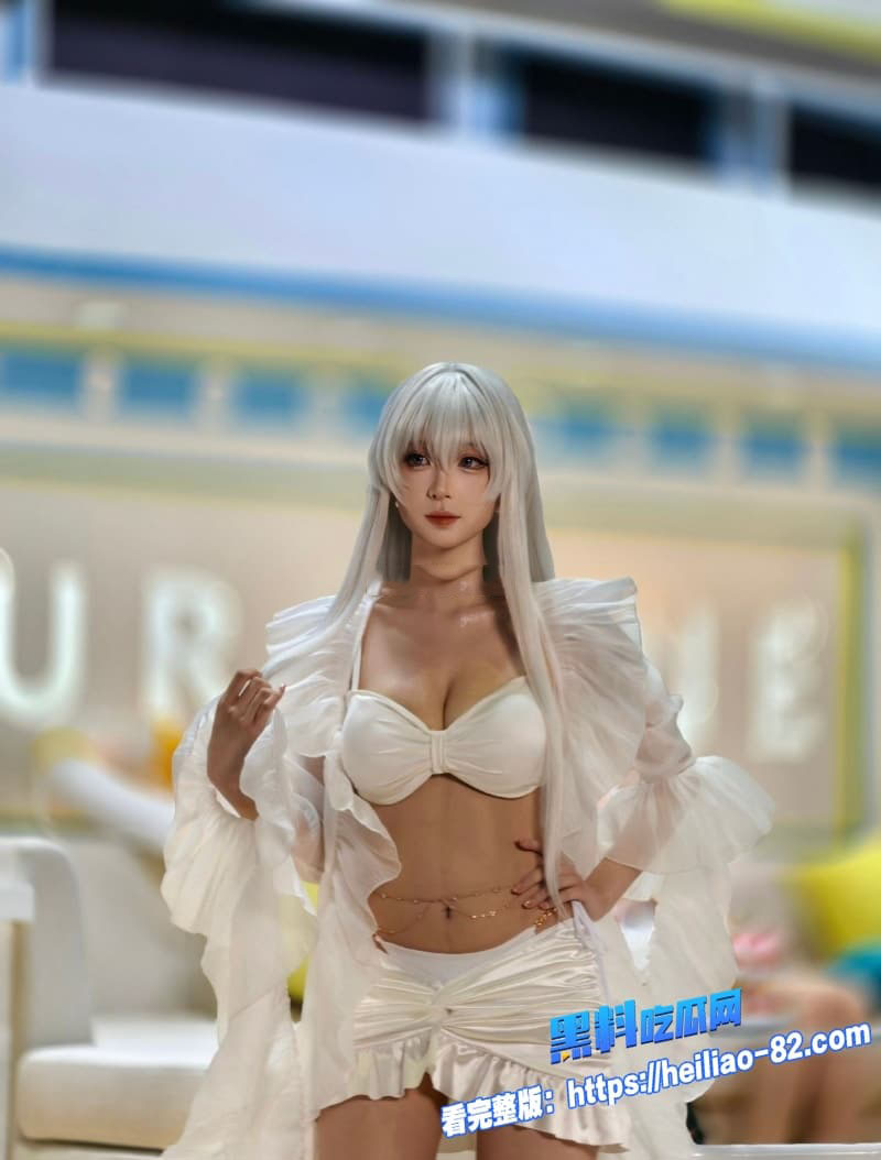 萤火虫漫展变偷拍天堂Cosplay规则形同虚设福利妹子暴露拉满现场偷怕的直呼过瘾18