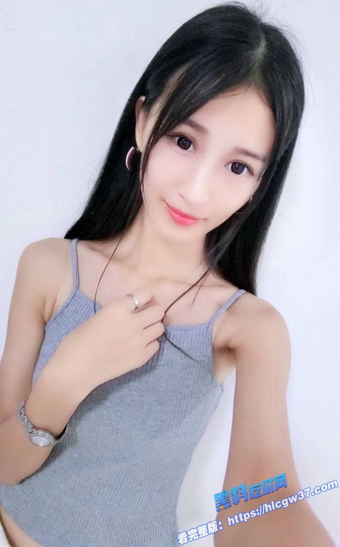 1女大学生妹 极品护士装美女跟金主跪舔啪啪福利曝光 迷人酮体颠覆往日清纯形象