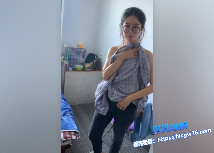 极品素人良家少妇李晓雯首次下海约炮足交黑丝外射大尺度啪啪视频被无耻之徒炮友曝光7 极品素人良家少妇李晓雯首次下海约炮足交黑丝外射大尺度啪啪视频被无耻之徒炮友曝光7