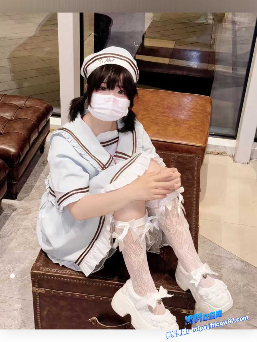 极品萝莉身材炸裂!清纯可爱任由纹身男友火热缠绵,无套直捣深宫内射爆浆! 4 极品萝莉身材炸裂!清纯可爱任由纹身男友火热缠绵,无套直捣深宫内射爆浆! 4