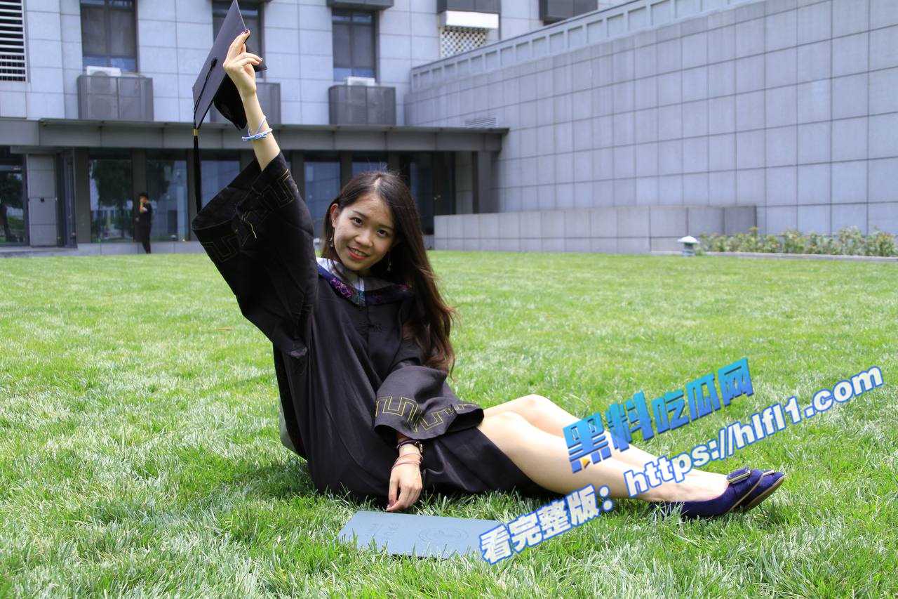 华南医科大学 梁晨 被男友操的语无伦次叫爸爸 喜欢跑步健身的逼一定很紧！8
