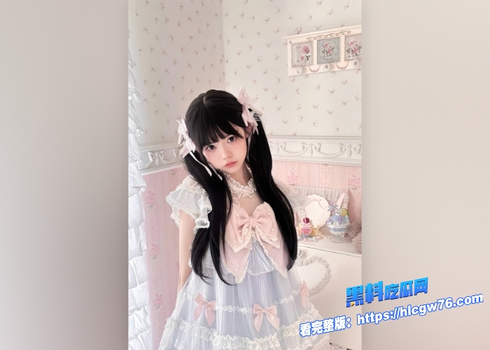小红书神颜美少女被肥猪富哥包养跪地口交视频曝光女神也不过是有钱人的玩物4 小红书神颜美少女被肥猪富哥包养跪地口交视频曝光女神也不过是有钱人的玩物4