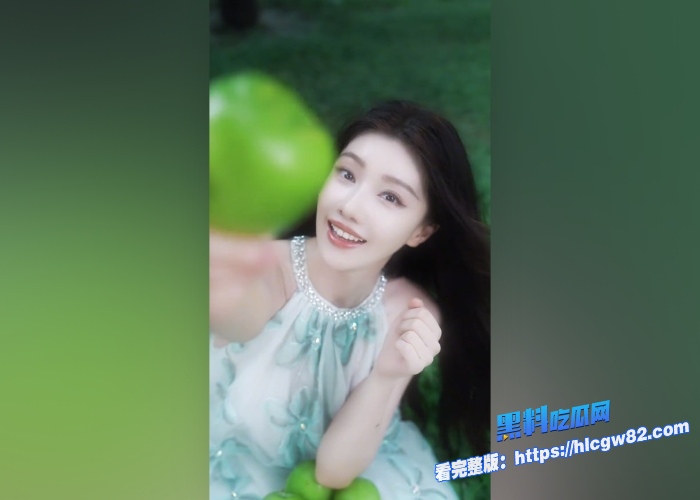 内娱猛料知名演员王青王鹤润车库吵架事件冲上热搜疑似王鹤润出轨圈内知名男导被发现露脸实锤出轨视频曝光娱乐圈还是玩的花 图6