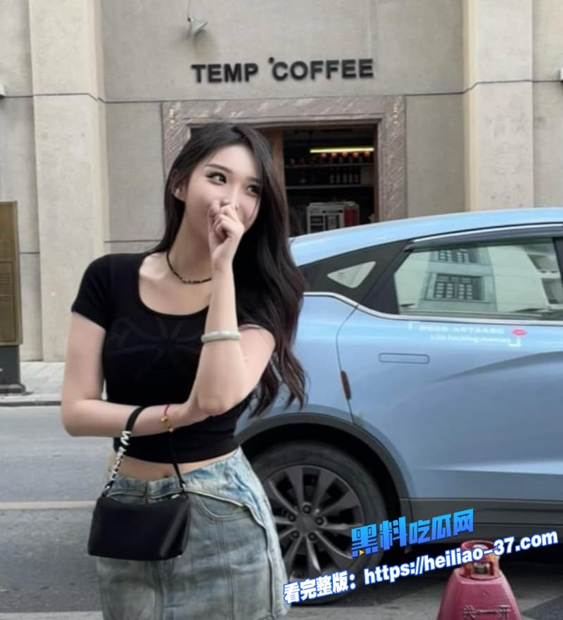 绝美中国留学生白衣牛仔裤初约高大白人 戴面具车震内射高潮第一次就玩这么野1