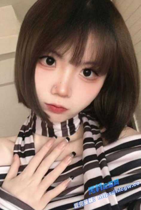 赣州师范科技学院 杨嘉婧 约炮社会大屌哥 无套后入爆操 肥美小穴都快被撑爆了!图2