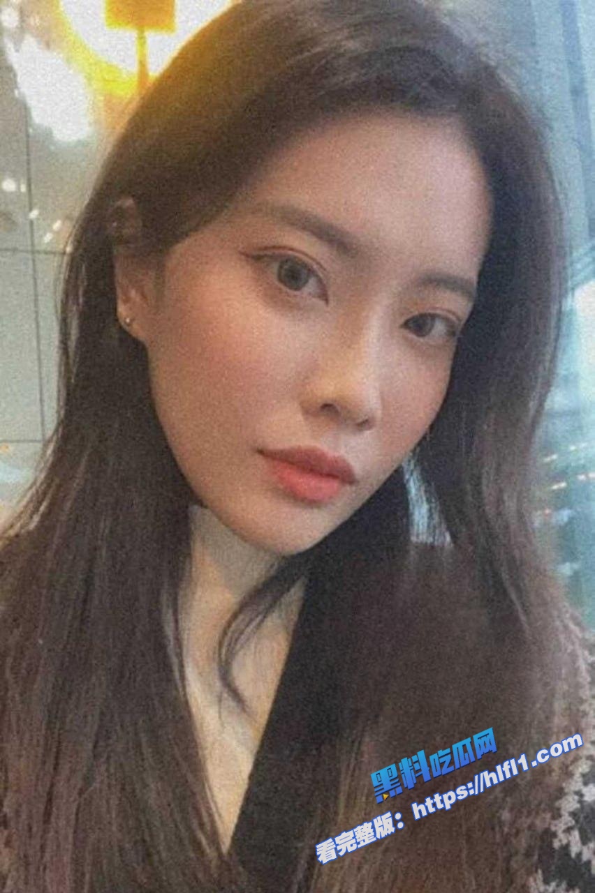 成都艺校教师 钟熙妹 白天是高冷教师 晚是淫荡母狗 性欲旺盛 被操的吐舌头！3