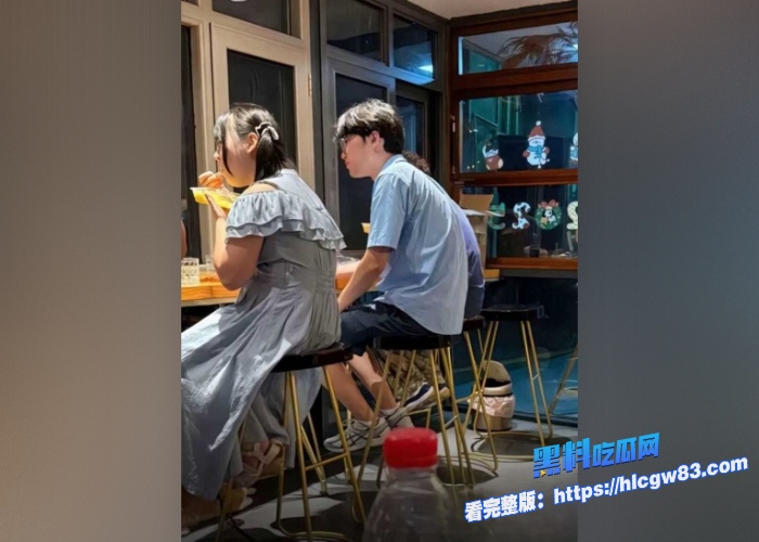抖音400万粉网红树莓狠心弃养宠物肆意约炮出轨人设崩塌风波不断19岁辍学少女沦陷27岁无业废柴出轨记录与视频被曝光 图18 抖音400万粉网红树莓狠心弃养宠物肆意约炮出轨人设崩塌风波不断19岁辍学少女沦陷27岁无业废柴出轨记录与视频被曝光 图18
