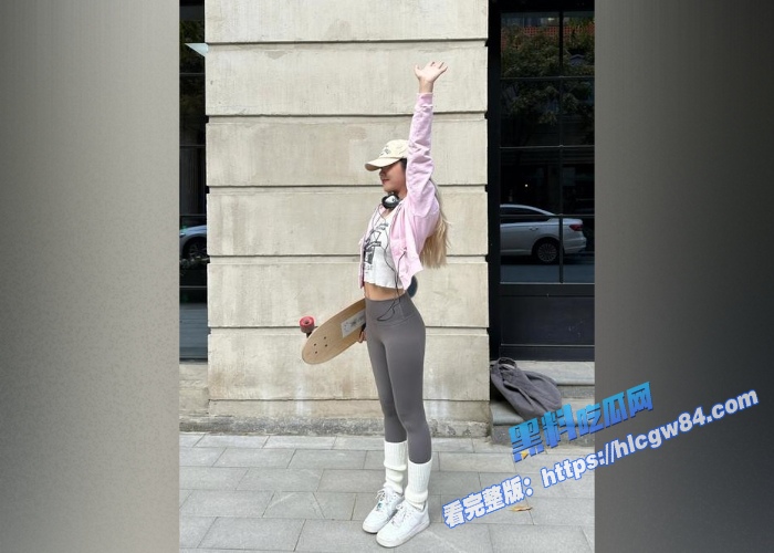 OnlyFans中韩混血健身达人PeachyCatsnack会员私拍福利私密泄露！3